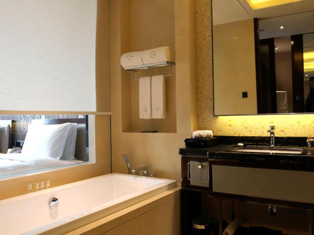 Beijing Grand Skylight International Hotel Exterior foto