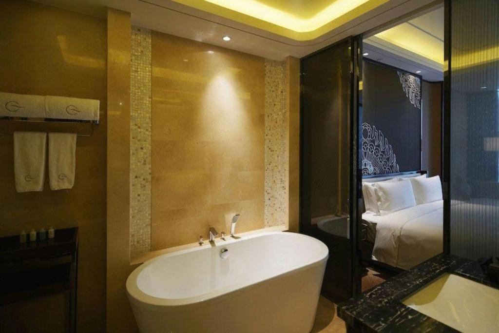 Beijing Grand Skylight International Hotel Exterior foto